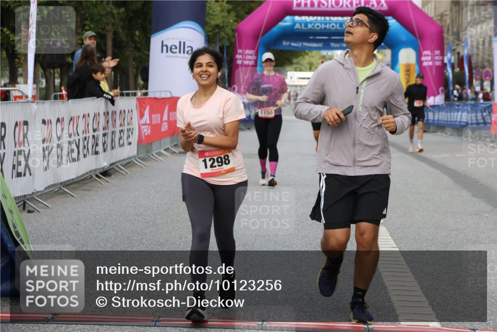 06.09.2026 - CURREX Alsterlauf Strokosch-Dieckow http://msf.ph/oto/10123256 06.09.2026 12:09:41 Ziel 1017, 1019, 1298, 1305 meine-sportfotos.de