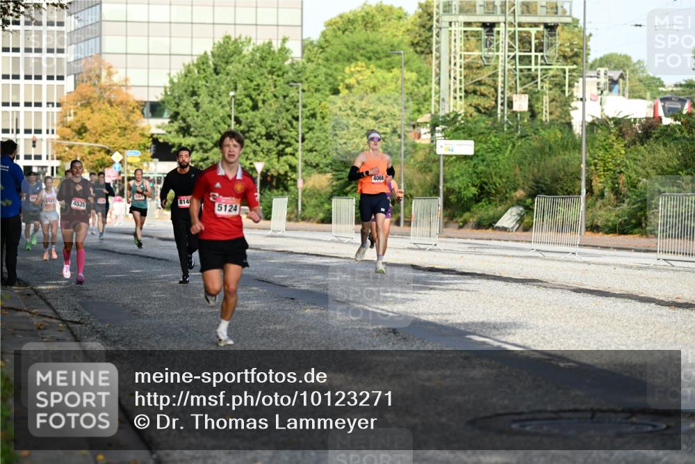 06.09.2026 - CURREX Alsterlauf Dr. Thomas Lammeyer http://msf.ph/oto/10123271 06.09.2026 09:39:19 Laufen 2003, 814, 4535, 5124, 4068 meine-sportfotos.de