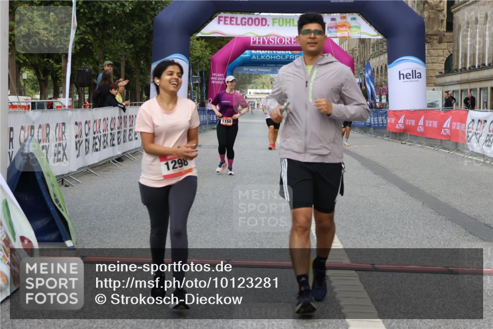 06.09.2026 - CURREX Alsterlauf Strokosch-Dieckow http://msf.ph/oto/10123281 06.09.2026 12:09:42 Ziel 1150, 1298, 1305 meine-sportfotos.de