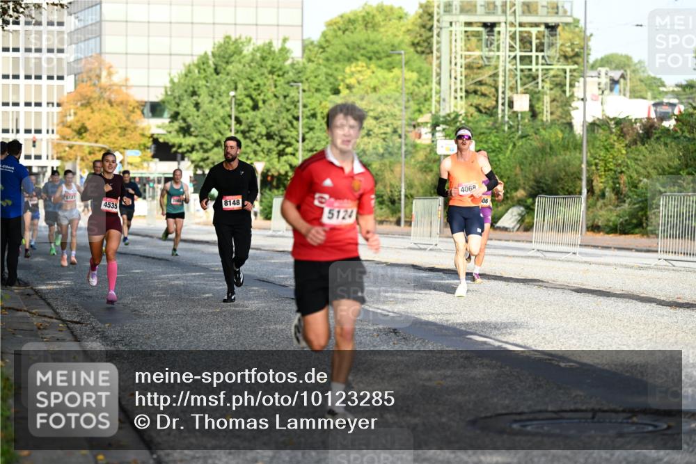 06.09.2026 - CURREX Alsterlauf Dr. Thomas Lammeyer http://msf.ph/oto/10123285 06.09.2026 09:39:21 Laufen 6127, 4535, 8148, 5124, 406, 06 meine-sportfotos.de