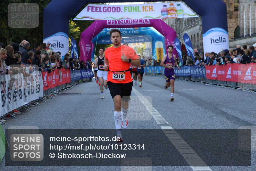 06.09.2026 - CURREX Alsterlauf Strokosch-Dieckow http://msf.ph/oto/10123314 06.09.2026 09:41:50 Ziel 2319, 2608, 3201, 4470, 4483, 4671 meine-sportfotos.de