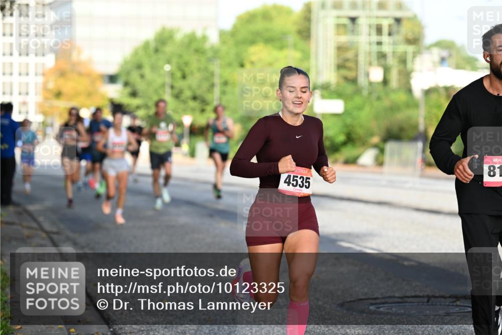 06.09.2026 - CURREX Alsterlauf Dr. Thomas Lammeyer http://msf.ph/oto/10123325 06.09.2026 09:39:25 Laufen 4535, 81 meine-sportfotos.de