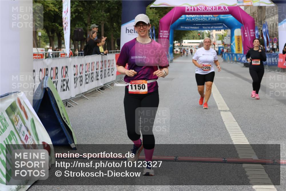06.09.2026 - CURREX Alsterlauf Strokosch-Dieckow http://msf.ph/oto/10123327 06.09.2026 12:09:48 Ziel 1095, 1150, 1209, 1298, 1305 meine-sportfotos.de
