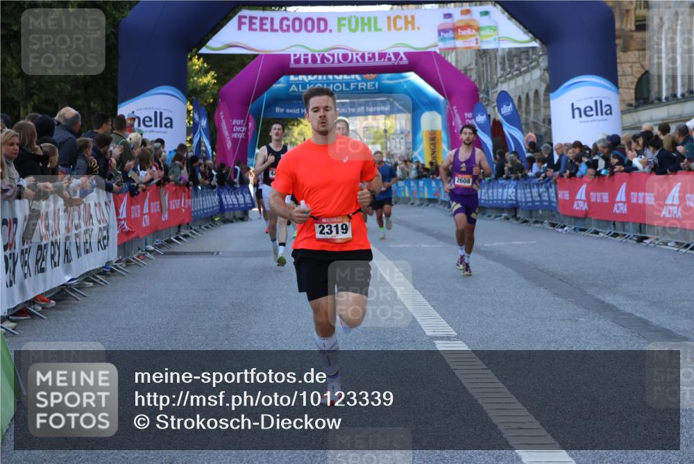06.09.2026 - CURREX Alsterlauf Strokosch-Dieckow http://msf.ph/oto/10123339 06.09.2026 09:41:50 Ziel 2319, 2608, 3201, 4470, 4483, 4671 meine-sportfotos.de