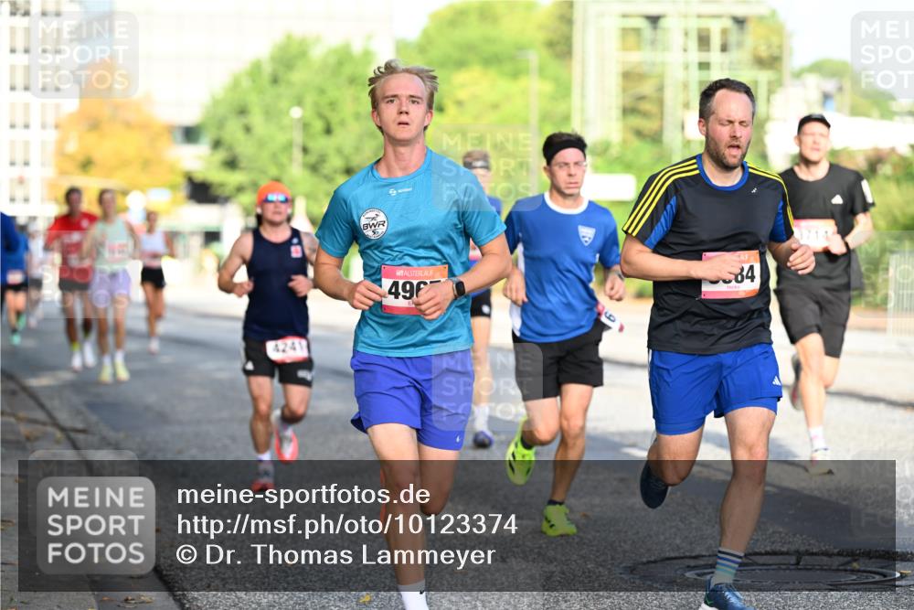 06.09.2026 - CURREX Alsterlauf Dr. Thomas Lammeyer http://msf.ph/oto/10123374 06.09.2026 09:39:32 Laufen 496, 84 meine-sportfotos.de
