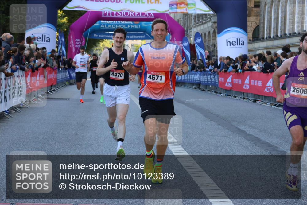 06.09.2026 - CURREX Alsterlauf Strokosch-Dieckow http://msf.ph/oto/10123389 06.09.2026 09:41:54 Ziel 2319, 2608, 3592, 4470, 4671, 4854, 6375 meine-sportfotos.de