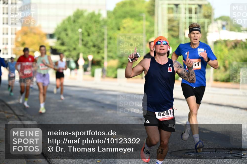 06.09.2026 - CURREX Alsterlauf Dr. Thomas Lammeyer http://msf.ph/oto/10123392 06.09.2026 09:39:33 Laufen 4241, 54 meine-sportfotos.de