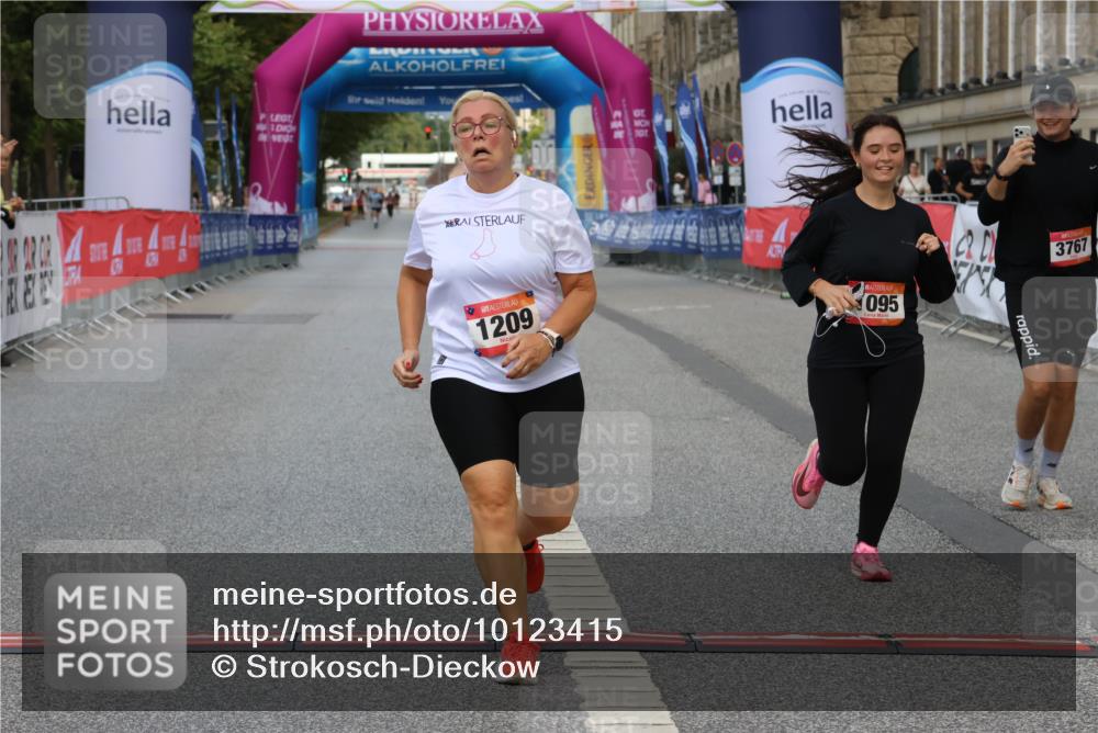 06.09.2026 - CURREX Alsterlauf Strokosch-Dieckow http://msf.ph/oto/10123415 06.09.2026 12:09:51 Ziel 1095, 1150, 1209 meine-sportfotos.de