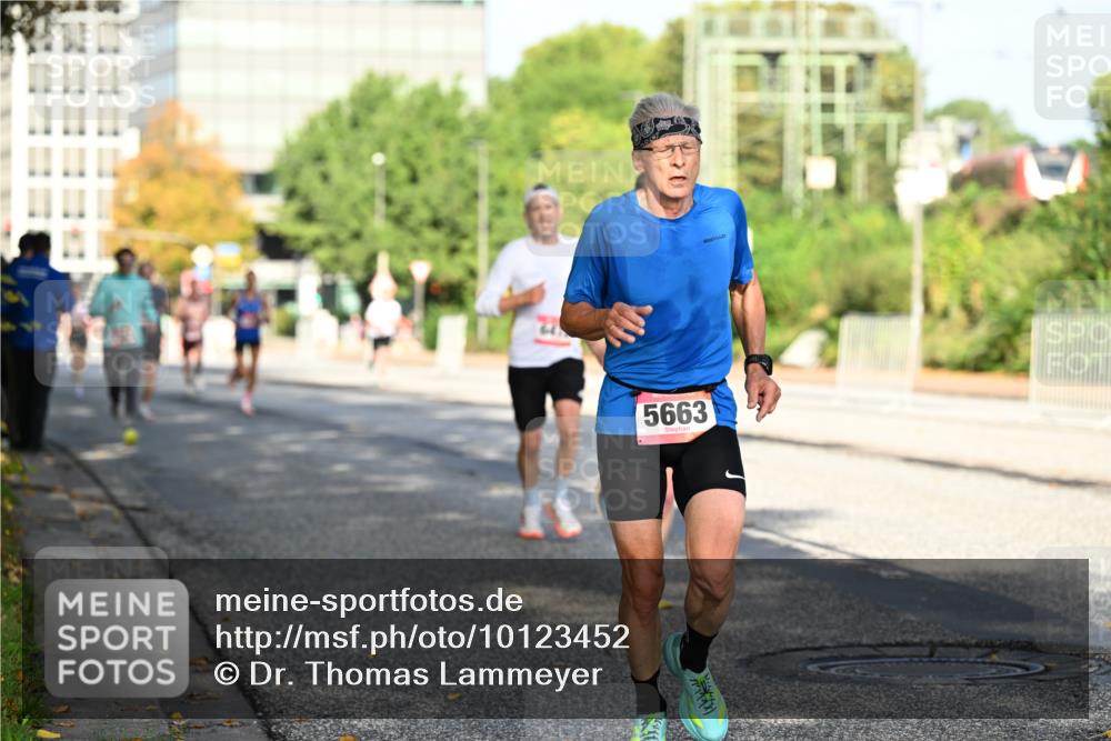 06.09.2026 - CURREX Alsterlauf Dr. Thomas Lammeyer http://msf.ph/oto/10123452 06.09.2026 09:39:41 Laufen 5663 meine-sportfotos.de