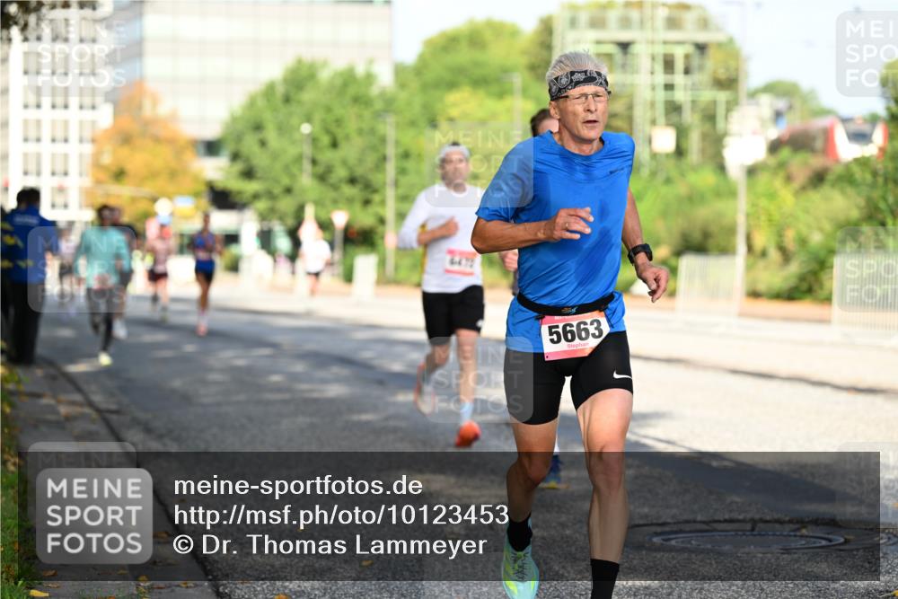 06.09.2026 - CURREX Alsterlauf Dr. Thomas Lammeyer http://msf.ph/oto/10123453 06.09.2026 09:39:41 Laufen 5663 meine-sportfotos.de