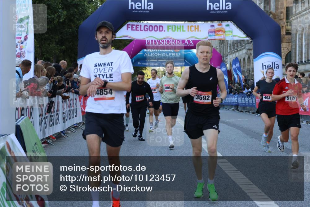 06.09.2026 - CURREX Alsterlauf Strokosch-Dieckow http://msf.ph/oto/10123457 06.09.2026 09:41:59 Ziel 2606, 2608, 2738, 3592, 4470, 4671, 4854, 4931, 4967, 5124, 5997, 6375, 8057, 8148 meine-sportfotos.de