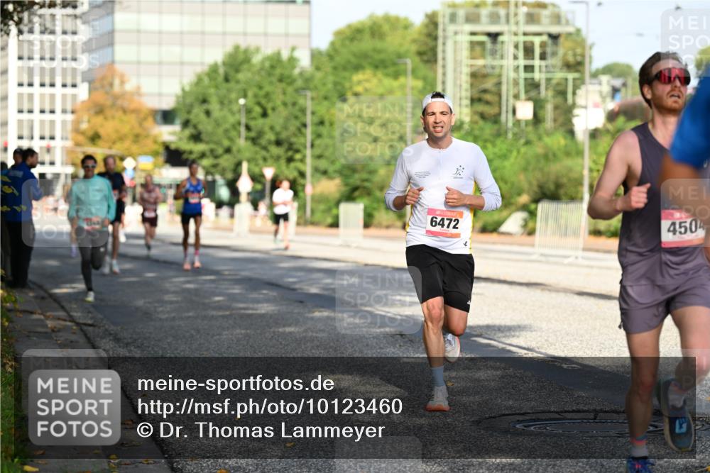 06.09.2026 - CURREX Alsterlauf Dr. Thomas Lammeyer http://msf.ph/oto/10123460 06.09.2026 09:39:42 Laufen 6472, 4504 meine-sportfotos.de