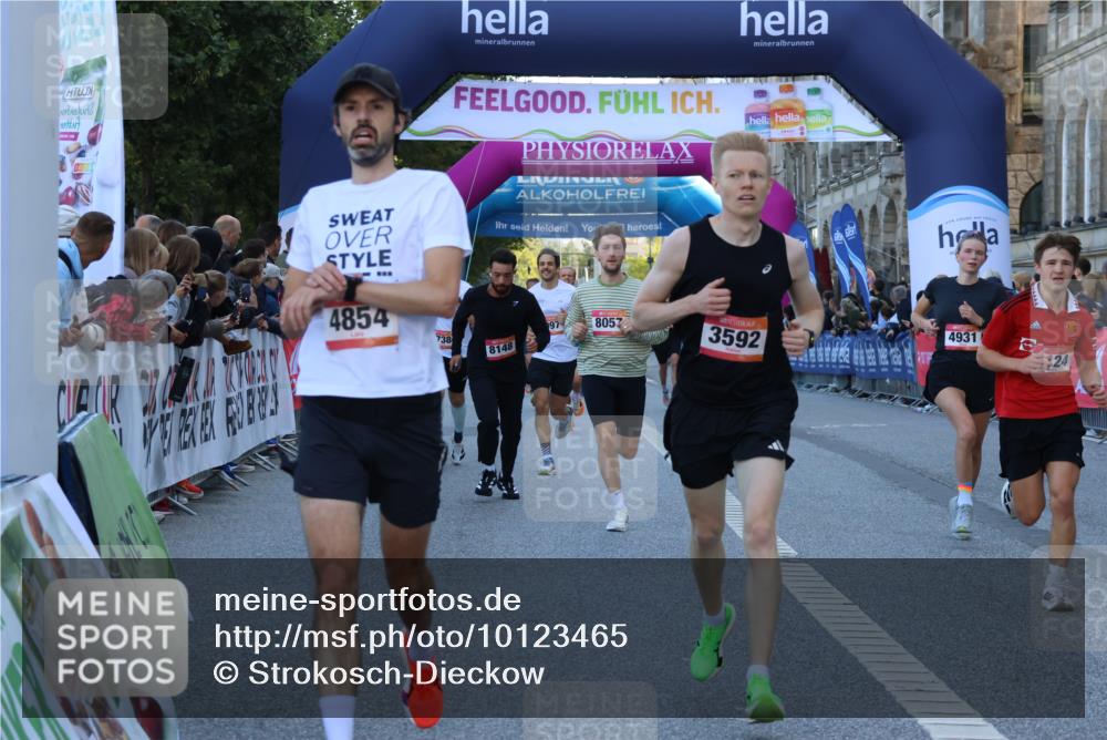 06.09.2026 - CURREX Alsterlauf Strokosch-Dieckow http://msf.ph/oto/10123465 06.09.2026 09:41:59 Ziel 2606, 2608, 2738, 3592, 4470, 4671, 4854, 4931, 4967, 5124, 5997, 6375, 8057, 8148 meine-sportfotos.de