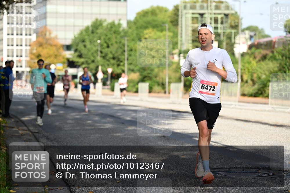 06.09.2026 - CURREX Alsterlauf Dr. Thomas Lammeyer http://msf.ph/oto/10123467 06.09.2026 09:39:43 Laufen 6472 meine-sportfotos.de