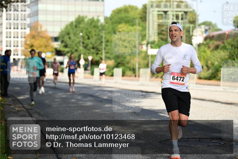 06.09.2026 - CURREX Alsterlauf Dr. Thomas Lammeyer http://msf.ph/oto/10123468 06.09.2026 09:39:43 Laufen 6472 meine-sportfotos.de