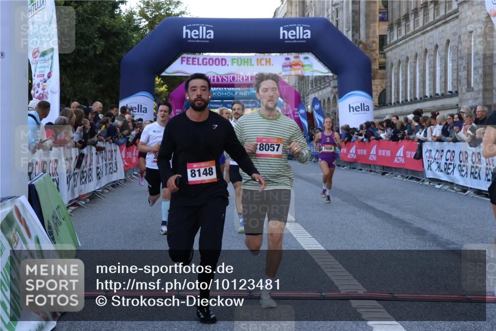06.09.2026 - CURREX Alsterlauf Strokosch-Dieckow http://msf.ph/oto/10123481 06.09.2026 09:42:01 Ziel 2606, 2608, 2738, 3592, 3714, 4068, 4470, 4535, 4671, 4854, 4931, 4967, 5124, 5997, 6375, 8057, 8148 meine-sportfotos.de
