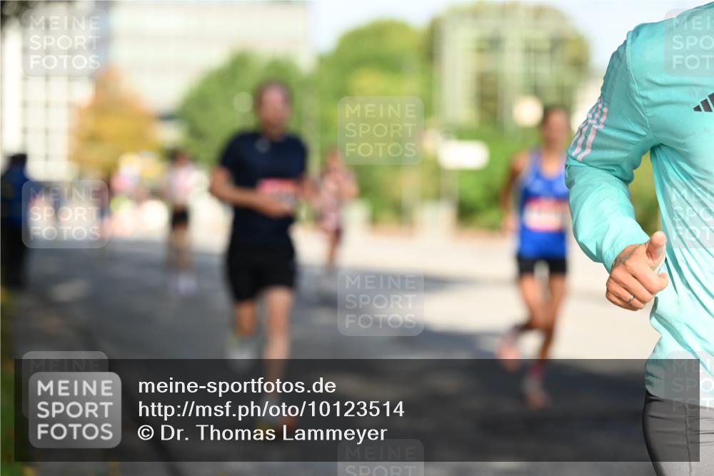 06.09.2026 - CURREX Alsterlauf Dr. Thomas Lammeyer http://msf.ph/oto/10123514 06.09.2026 09:39:48 Laufen  meine-sportfotos.de