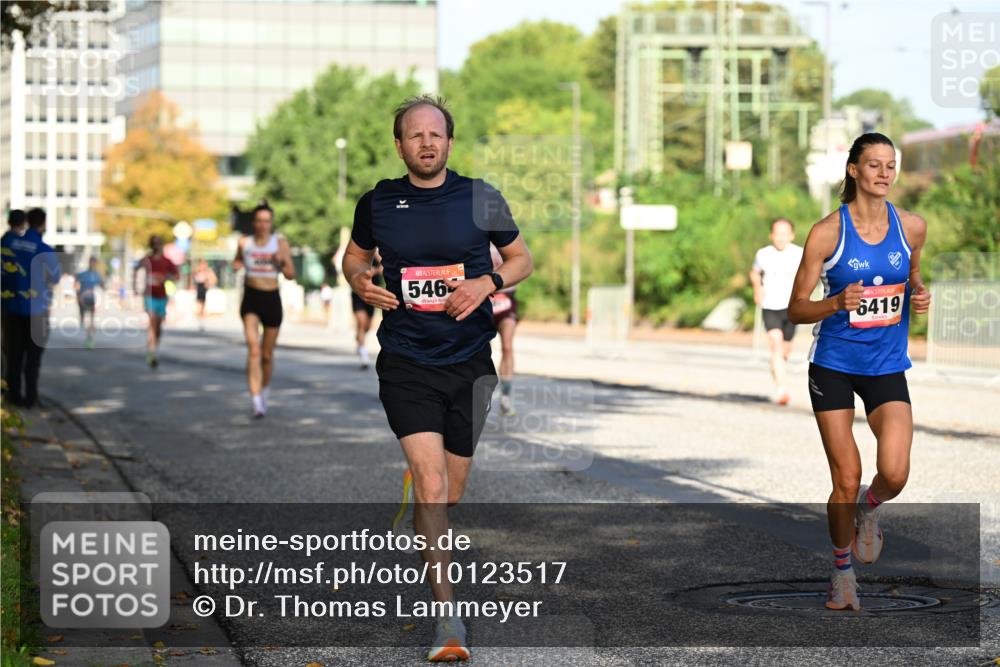 06.09.2026 - CURREX Alsterlauf Dr. Thomas Lammeyer http://msf.ph/oto/10123517 06.09.2026 09:39:48 Laufen 546, 6419 meine-sportfotos.de