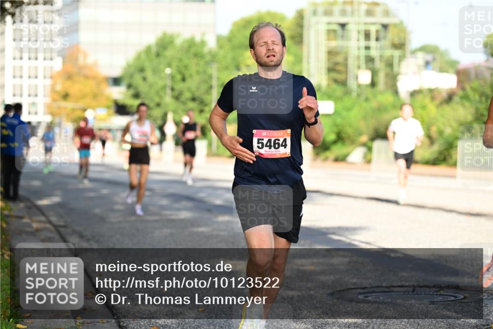 06.09.2026 - CURREX Alsterlauf Dr. Thomas Lammeyer http://msf.ph/oto/10123522 06.09.2026 09:39:49 Laufen 5464 meine-sportfotos.de