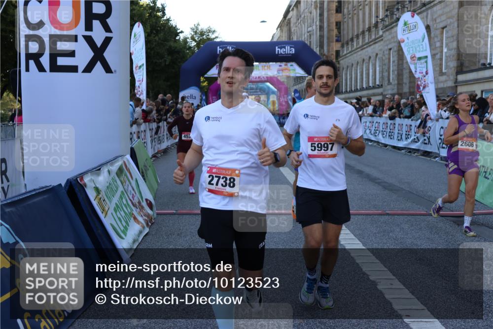 06.09.2026 - CURREX Alsterlauf Strokosch-Dieckow http://msf.ph/oto/10123523 06.09.2026 09:42:04 Ziel 2606, 2738, 3592, 3714, 4068, 4241, 4535, 4854, 4931, 4967, 5112, 5124, 5997, 6375, 8057, 8148 meine-sportfotos.de