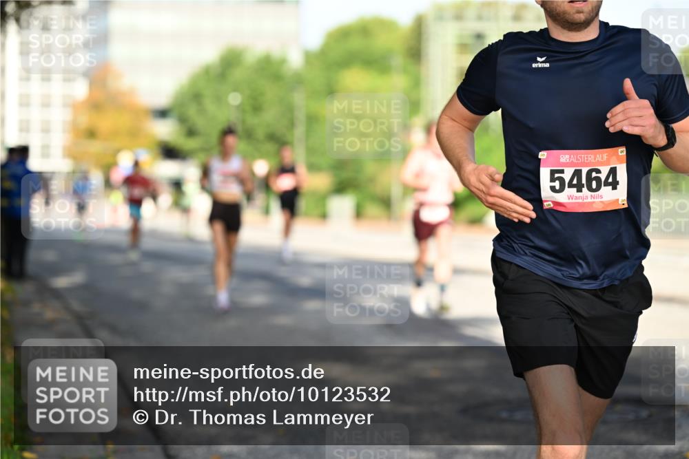 06.09.2026 - CURREX Alsterlauf Dr. Thomas Lammeyer http://msf.ph/oto/10123532 06.09.2026 09:39:50 Laufen 5464 meine-sportfotos.de