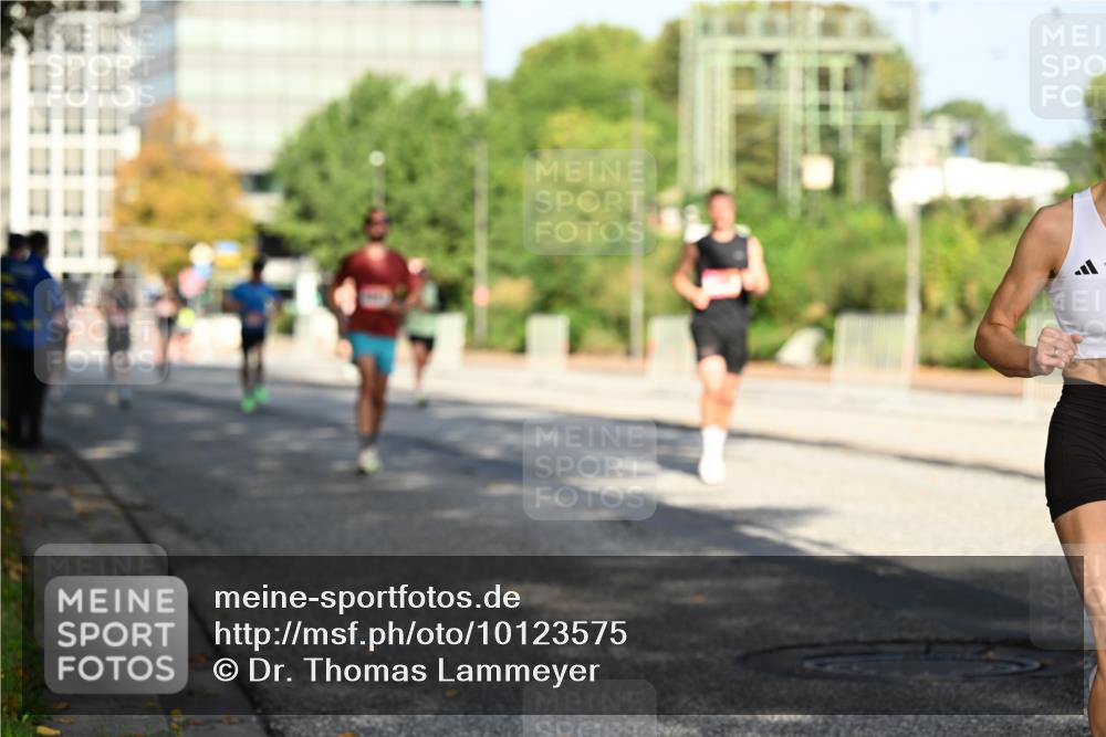 06.09.2026 - CURREX Alsterlauf Dr. Thomas Lammeyer http://msf.ph/oto/10123575 06.09.2026 09:39:53 Laufen  meine-sportfotos.de