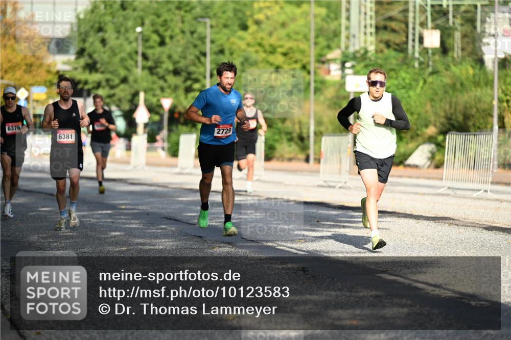 06.09.2026 - CURREX Alsterlauf Dr. Thomas Lammeyer http://msf.ph/oto/10123583 06.09.2026 09:39:58 Laufen 6376, 2729, 6381 meine-sportfotos.de