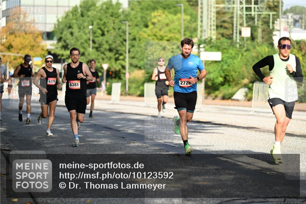 06.09.2026 - CURREX Alsterlauf Dr. Thomas Lammeyer http://msf.ph/oto/10123592 06.09.2026 09:39:59 Laufen 6376, 3815, 6381, 2729 meine-sportfotos.de