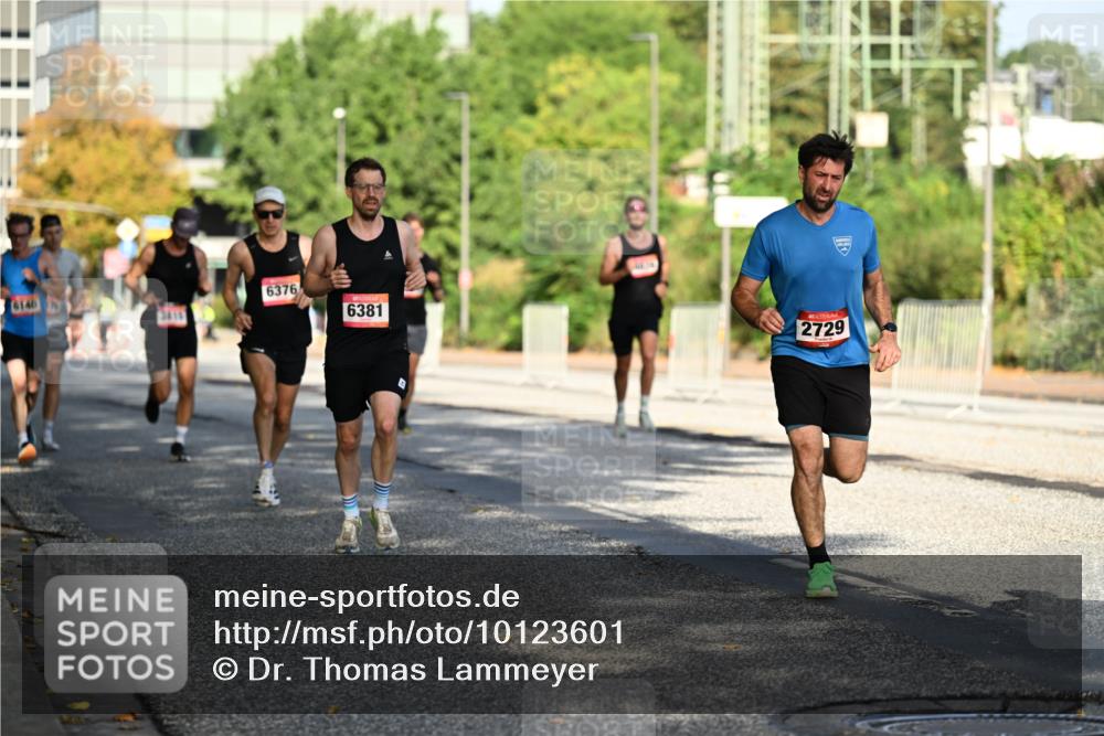06.09.2026 - CURREX Alsterlauf Dr. Thomas Lammeyer http://msf.ph/oto/10123601 06.09.2026 09:40:00 Laufen 6140, 6376, 6381, 2729 meine-sportfotos.de