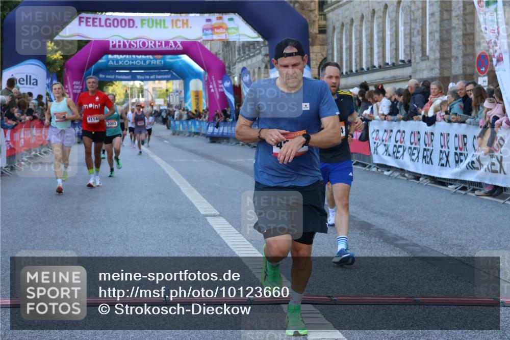 06.09.2026 - CURREX Alsterlauf Strokosch-Dieckow http://msf.ph/oto/10123660 06.09.2026 09:42:19 Ziel 2003, 4114, 4858, 5554, 5960, 5984, 6151, 6419, 6463, 8197 meine-sportfotos.de