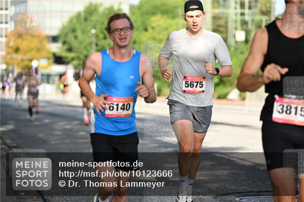 06.09.2026 - CURREX Alsterlauf Dr. Thomas Lammeyer http://msf.ph/oto/10123666 06.09.2026 09:40:05 Laufen 6140, 5675, 3815 meine-sportfotos.de