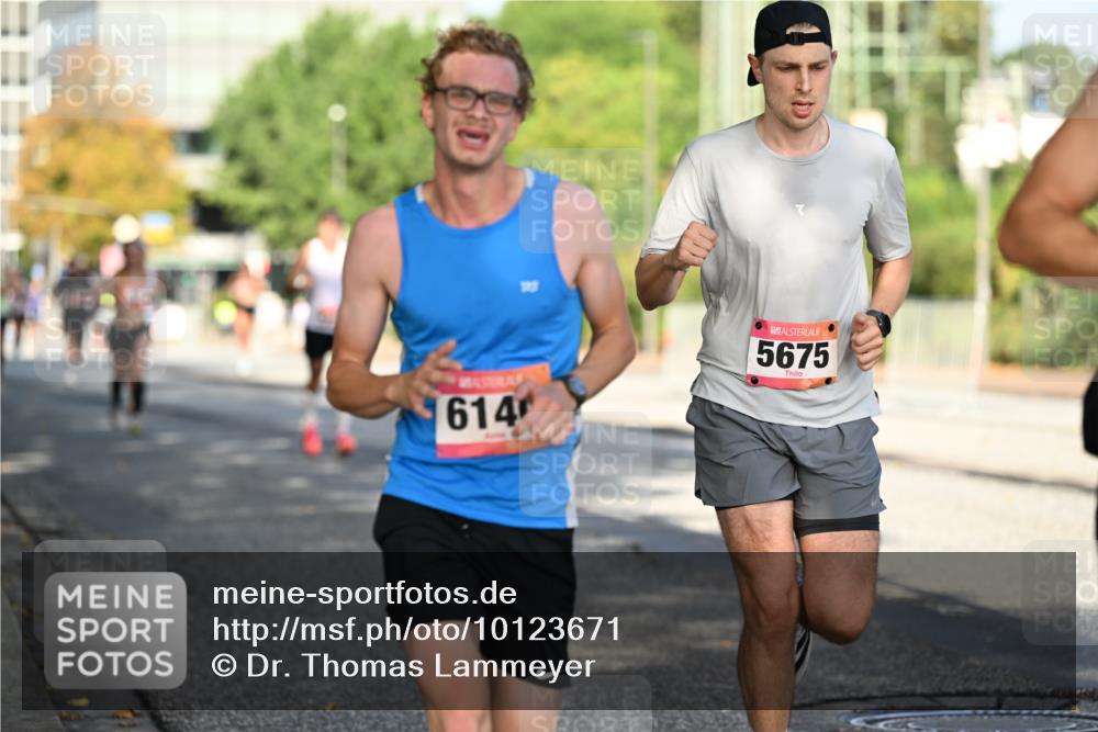 06.09.2026 - CURREX Alsterlauf Dr. Thomas Lammeyer http://msf.ph/oto/10123671 06.09.2026 09:40:06 Laufen 614, 5675 meine-sportfotos.de