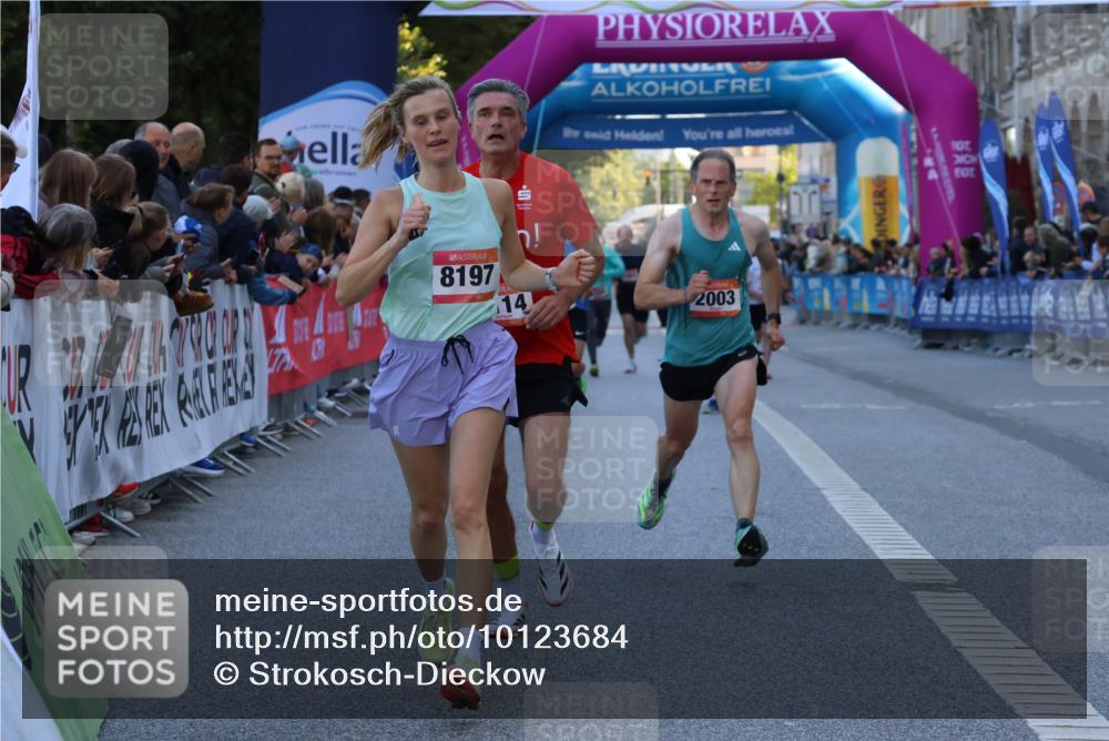 06.09.2026 - CURREX Alsterlauf Strokosch-Dieckow http://msf.ph/oto/10123684 06.09.2026 09:42:21 Ziel 2003, 4114, 4858, 5554, 5663, 5960, 5984, 6151, 6419, 6463, 8197 meine-sportfotos.de