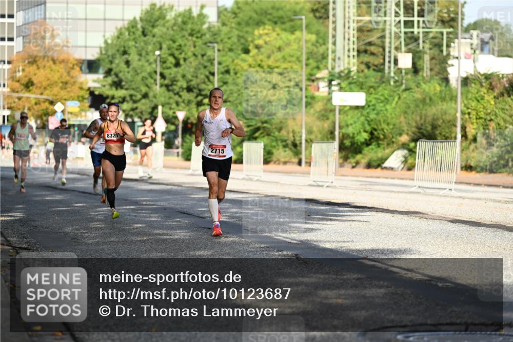 06.09.2026 - CURREX Alsterlauf Dr. Thomas Lammeyer http://msf.ph/oto/10123687 06.09.2026 09:40:07 Laufen 8321, 2715 meine-sportfotos.de