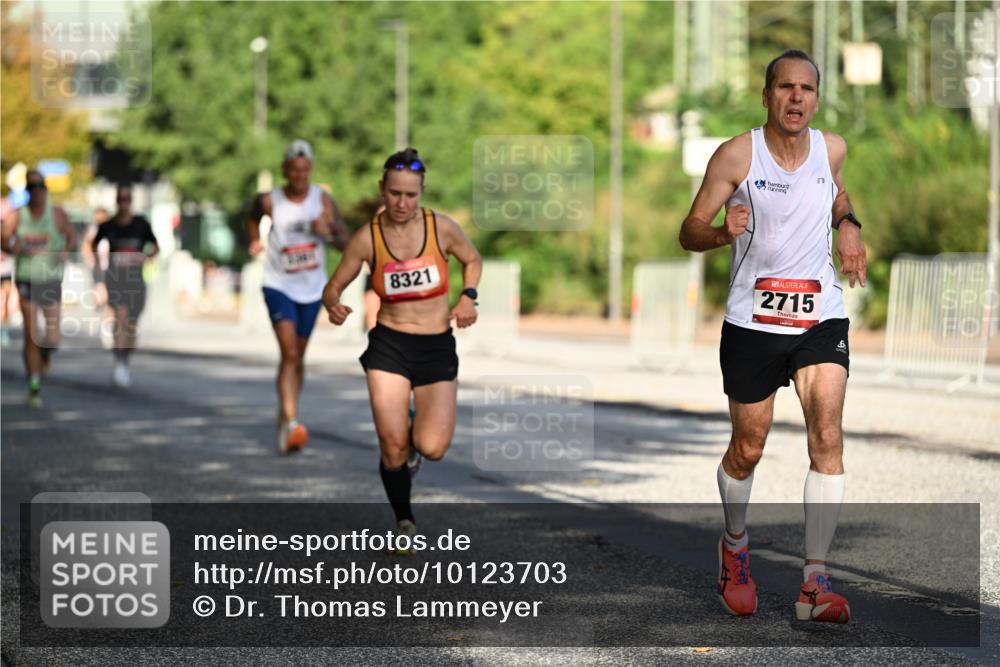 06.09.2026 - CURREX Alsterlauf Dr. Thomas Lammeyer http://msf.ph/oto/10123703 06.09.2026 09:40:10 Laufen 8321, 2715, 6 meine-sportfotos.de