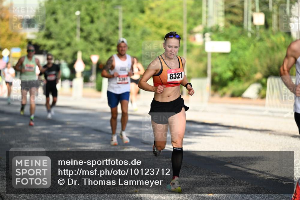 06.09.2026 - CURREX Alsterlauf Dr. Thomas Lammeyer http://msf.ph/oto/10123712 06.09.2026 09:40:11 Laufen 8321 meine-sportfotos.de