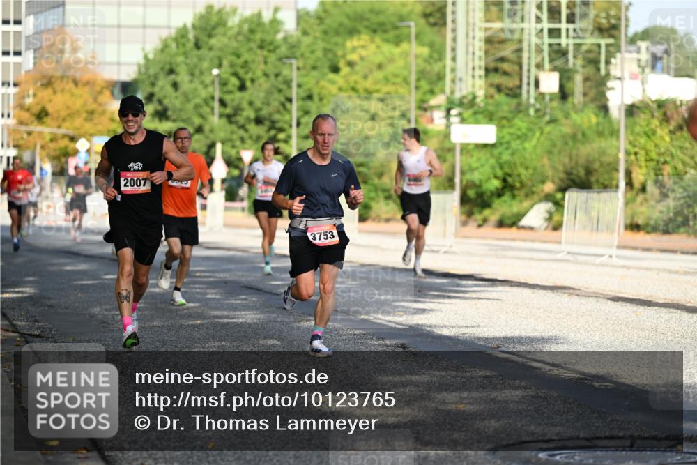 06.09.2026 - CURREX Alsterlauf Dr. Thomas Lammeyer http://msf.ph/oto/10123765 06.09.2026 09:40:18 Laufen 2007, 3753 meine-sportfotos.de