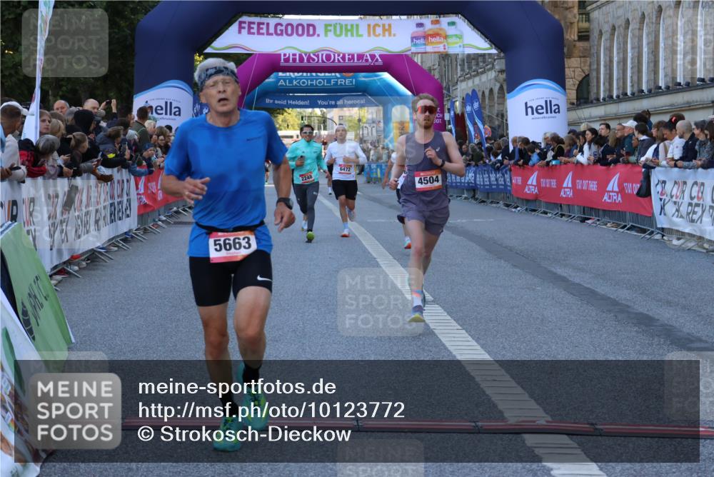 06.09.2026 - CURREX Alsterlauf Strokosch-Dieckow http://msf.ph/oto/10123772 06.09.2026 09:42:26 Ziel 2003, 2248, 4114, 4504, 5554, 5663, 5984, 6136, 6472, 8197 meine-sportfotos.de