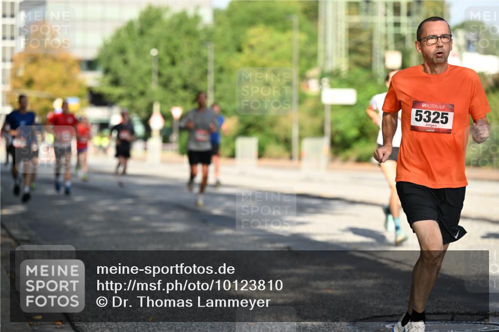06.09.2026 - CURREX Alsterlauf Dr. Thomas Lammeyer http://msf.ph/oto/10123810 06.09.2026 09:40:22 Laufen 5325 meine-sportfotos.de