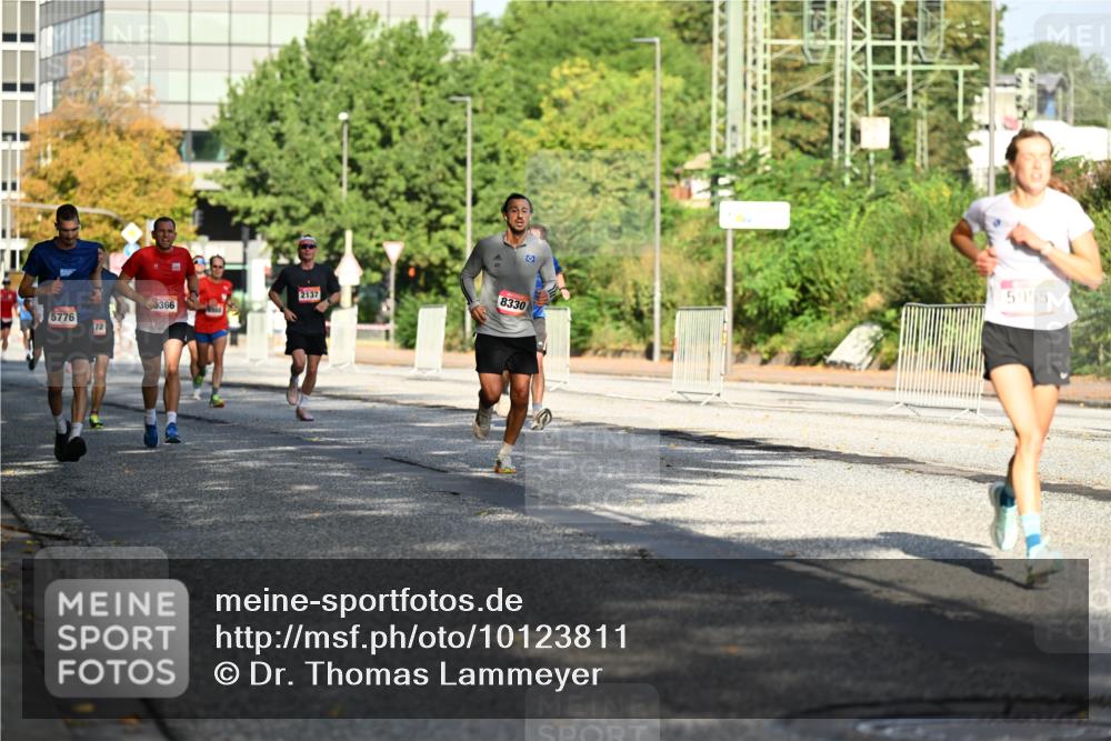 06.09.2026 - CURREX Alsterlauf Dr. Thomas Lammeyer http://msf.ph/oto/10123811 06.09.2026 09:40:22 Laufen 5776, 72, 2137, 8330, 366, 5955 meine-sportfotos.de
