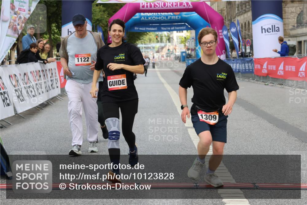 06.09.2026 - CURREX Alsterlauf Strokosch-Dieckow http://msf.ph/oto/10123828 06.09.2026 12:11:50 Ziel 1122, 1196, 1245, 1308, 1309 meine-sportfotos.de