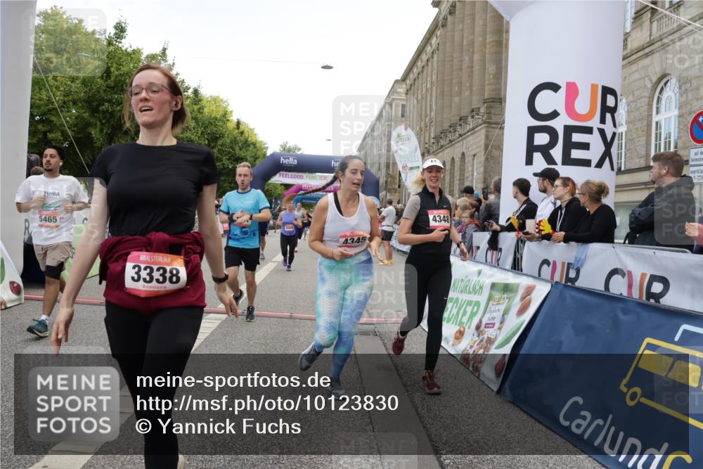 06.09.2026 - CURREX Alsterlauf Yannick Fuchs http://msf.ph/oto/10123830 06.09.2026 10:03:01 Ziel 2687, 3096, 3338, 3721, 3909, 4345, 4348, 4474, 4475, 4730, 4922, 5190, 5465, 5659, 5771, 5780, 5865, 5866, 5903, 6046, 6049, 6398, 8100 meine-sportfotos.de