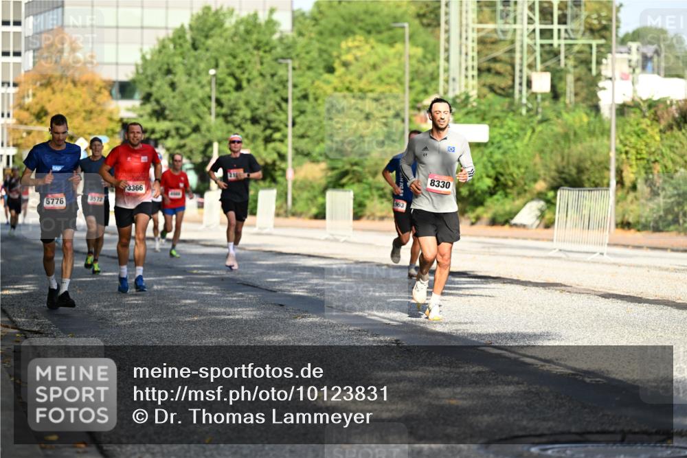 06.09.2026 - CURREX Alsterlauf Dr. Thomas Lammeyer http://msf.ph/oto/10123831 06.09.2026 09:40:24 Laufen 5776, 3572, 3366, 963, 8330 meine-sportfotos.de