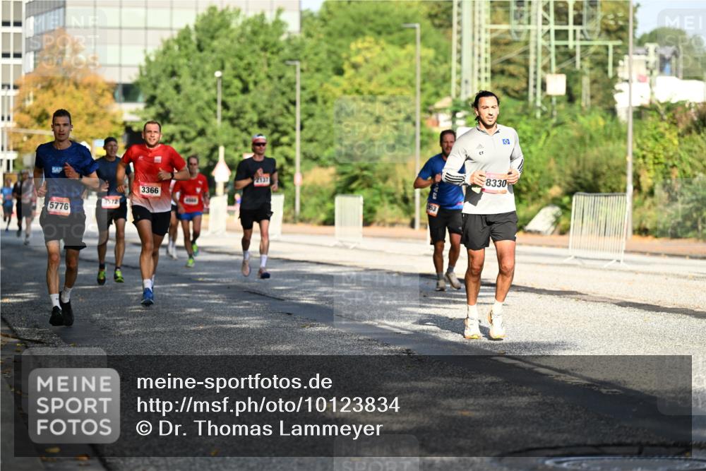 06.09.2026 - CURREX Alsterlauf Dr. Thomas Lammeyer http://msf.ph/oto/10123834 06.09.2026 09:40:24 Laufen 5776, 2137, 3366, 563, 8330 meine-sportfotos.de