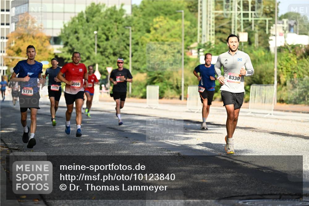 06.09.2026 - CURREX Alsterlauf Dr. Thomas Lammeyer http://msf.ph/oto/10123840 06.09.2026 09:40:25 Laufen 5776, 3572, 366, 8330 meine-sportfotos.de