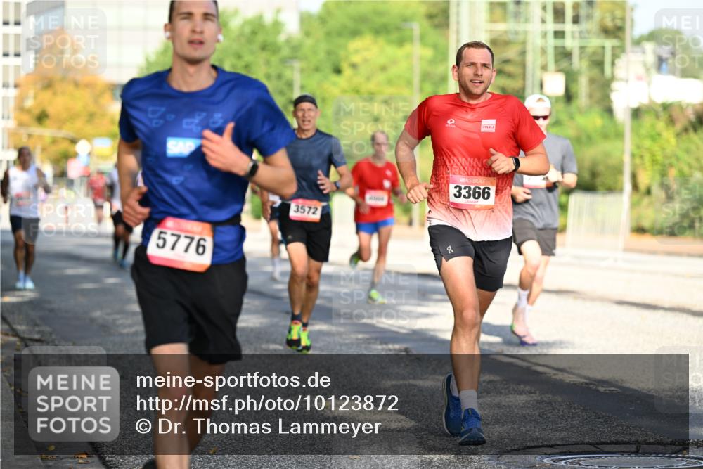 06.09.2026 - CURREX Alsterlauf Dr. Thomas Lammeyer http://msf.ph/oto/10123872 06.09.2026 09:40:28 Laufen 5776, 3572, 3366, 8 meine-sportfotos.de