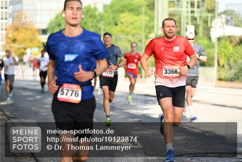 06.09.2026 - CURREX Alsterlauf Dr. Thomas Lammeyer http://msf.ph/oto/10123874 06.09.2026 09:40:28 Laufen 3572, 3366, 5776 meine-sportfotos.de