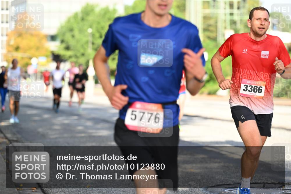 06.09.2026 - CURREX Alsterlauf Dr. Thomas Lammeyer http://msf.ph/oto/10123880 06.09.2026 09:40:29 Laufen 3366, 5776 meine-sportfotos.de