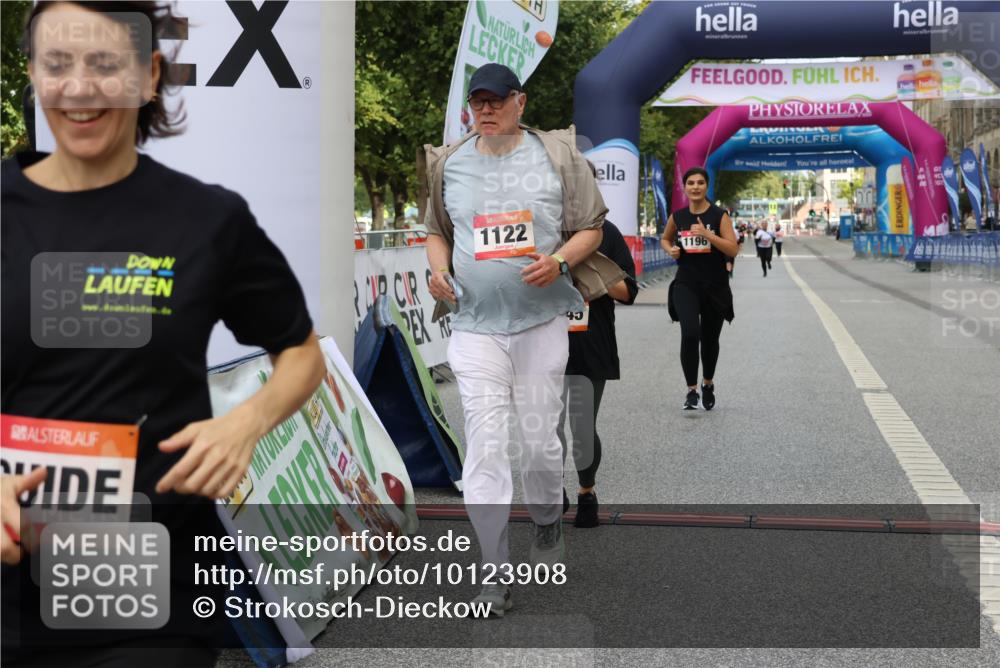 06.09.2026 - CURREX Alsterlauf Strokosch-Dieckow http://msf.ph/oto/10123908 06.09.2026 12:11:53 Ziel 1122, 1196, 1245, 1308, 1309 meine-sportfotos.de