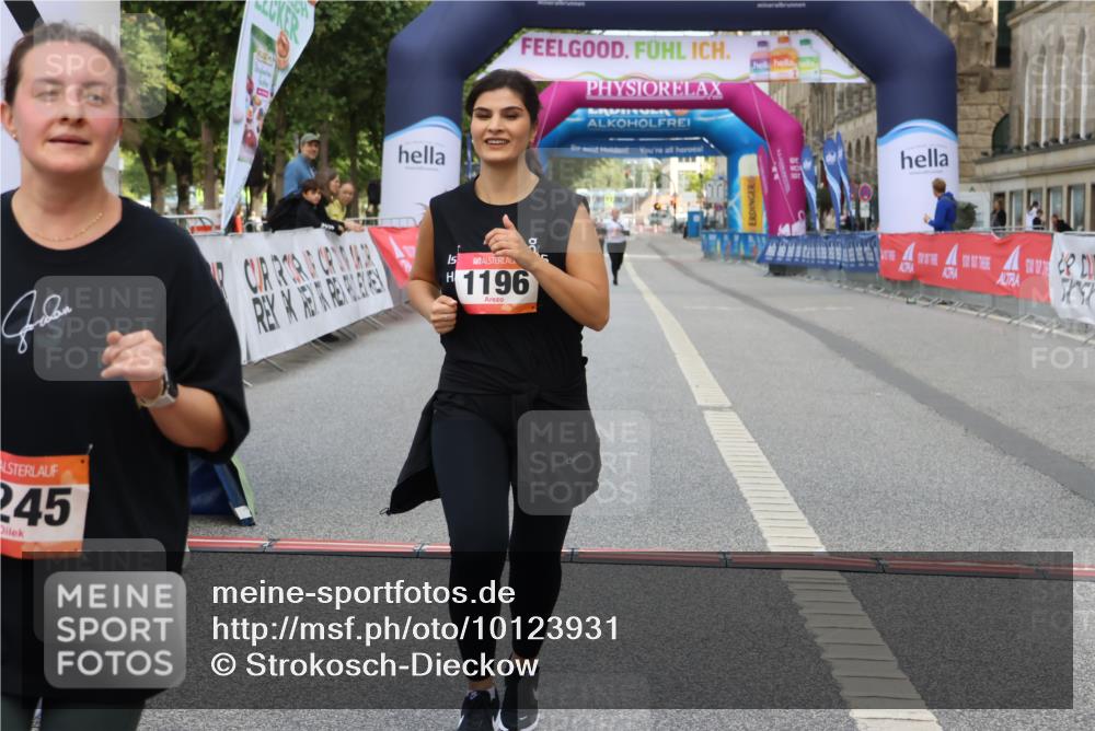 06.09.2026 - CURREX Alsterlauf Strokosch-Dieckow http://msf.ph/oto/10123931 06.09.2026 12:11:56 Ziel 1122, 1196, 1245, 1309 meine-sportfotos.de